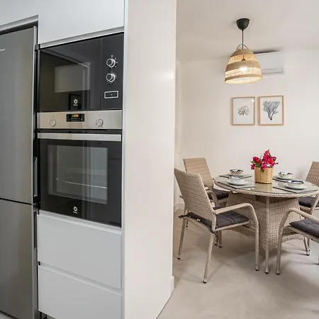Center Soho Deluxe مالقة